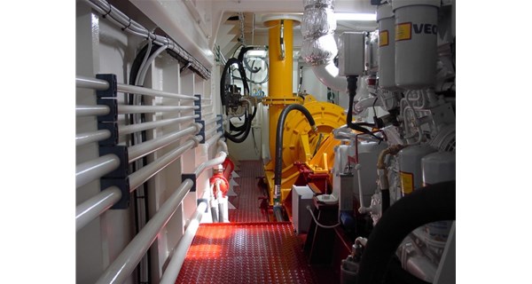 濰坊東洋?？浦毓び邢薰镜慕g吸式挖泥船如何設(shè)計(jì)液壓系統(tǒng)